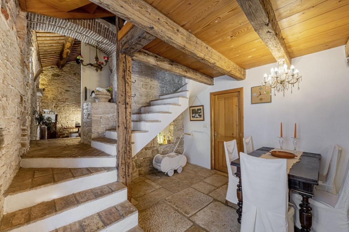 Una In Kranjcici - Haus Fuer 5-6 Personen Svetvincenat Exterior photo
