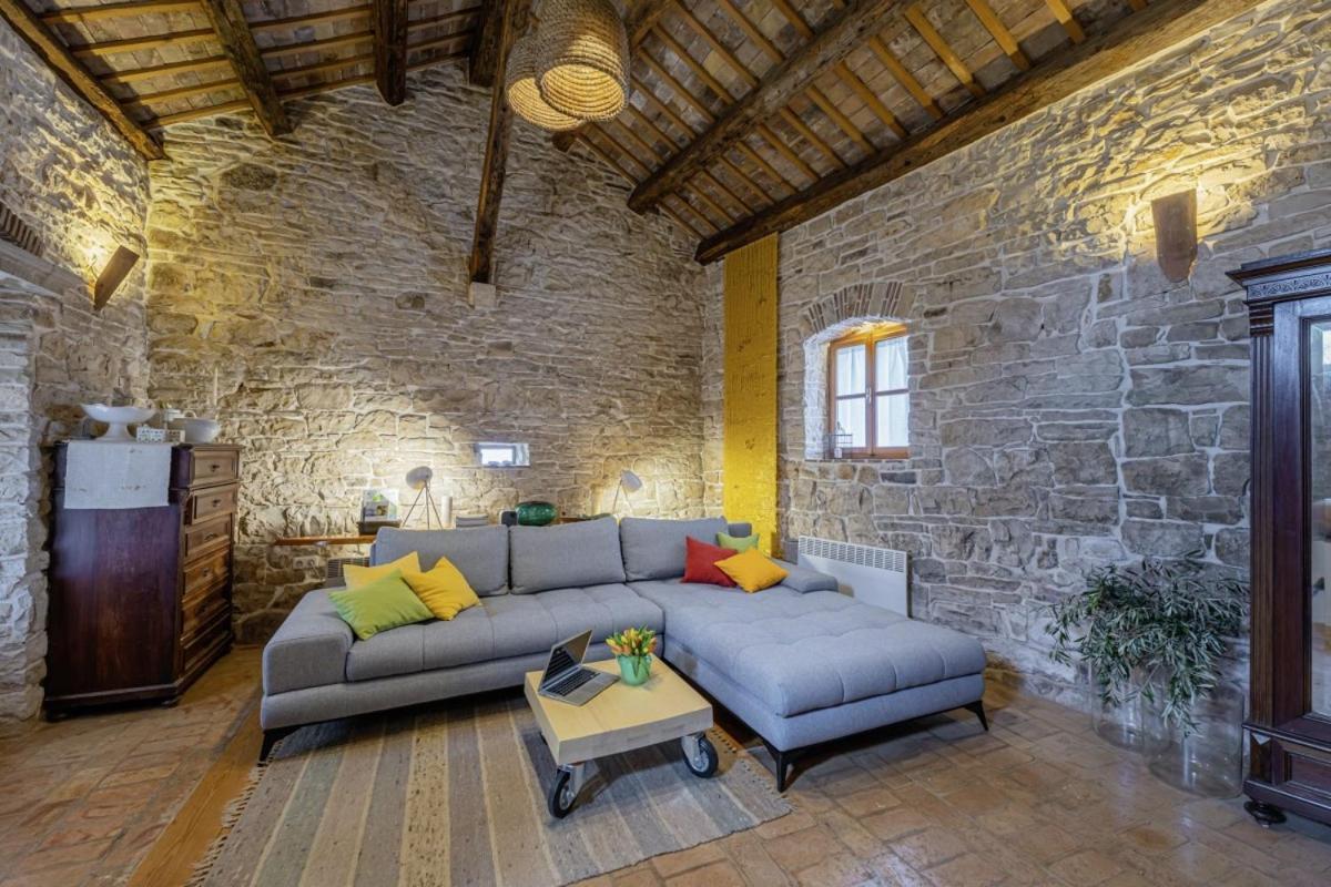 Una In Kranjcici - Haus Fuer 5-6 Personen Svetvincenat Exterior photo